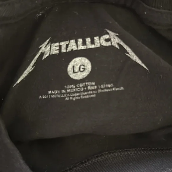 METALLICA BAND TEE - Picture 2 of 4